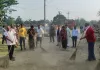 देवी मंदिर परिसर में चलाया गया स्वच्छता अभियान