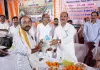 सोरांव की रात्रि ग्राम चौपाल में सांसद प्रवीण पटेल ने सुनीं जनसमस्याएं, विकास योजनाओं पर किया संवाद।