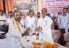 सोरांव की रात्रि ग्राम चौपाल में सांसद प्रवीण पटेल ने सुनीं जनसमस्याएं, विकास योजनाओं पर किया संवाद