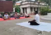 अंतरराष्ट्रीय योग दिवस को लेकर मंडरो प्रखंड परिसर में योग शिविर आयोजित