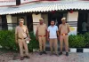 चाय की चुस्की लेते वांछित गैंगस्टर अभियुक्त को पुलिस ने दबोचा