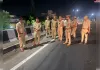बर्रा एलिवेटेड पुल पर सड़क दुर्घटना में एक सिपाही समेत दो की मृत्यु, एक सिपाही घायल 