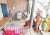 गरीबी के बीच बेटी की जिंदगी बचाने की जंग, मदद को आगे आए जनप्रतिनिधि और समाजसेवी