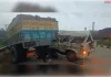 ईंट लदे ट्रैक्टर ट्राली में पीछे से बोलेरो ने मारी टक्कर, बोलेरो चालक घायल 
