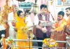 पंचमुखी महादेव मंदिर पहुंचकर जिलाधिकारी ने की पूजा-अर्चना