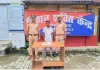 हण्डिया पुलिस  द्वारा 01 वांछित अभियुक्त गिरफ्तार, कब्ज से घटना में प्रयुक्त 01 लोहे की रॉड, 01  चाकू, बरामद।