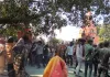 मां की विदाई पर नम हुई आंखें, गूंजे जयकारे, सिधौल में तालाब में हुआ बिसर्जन