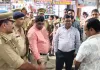 बस्ती जिले में जगह-जगह दुर्गा प्रतिमा के पंडाल का मुख्य राजस्व अधिकारी कीर्ति प्रकाश भारती ने किया निरीक्षण