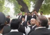 कलेक्ट्रेट में अधिवक्ताओं के चैंबर तोड़े जाने पर उबाल, जिला बार एसोसिएशन ने 12 अक्टूबर को न्यायिक कार्य बहिष्कार का लिया निर्णय