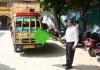 जिलाधिकारी ने पराली जलाये जाने से हो रहे प्रदूषण की रोकथाम हेतु  प्रचार वाहन को हरी झंण्डी दिखाई