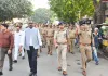 त्योहारों को लेकर टूण्डला में सड़क पर उतरे डीआईजी, डीएम और एसएसपी, पैदल गश्त कर परखी सुरक्षा व्यवस्था