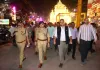 दुर्गा पूजा पर सुरक्षा व्यवस्था को लेकर प्रशासन अलर्ट, डीएम एवं एसपी ने किया पैदल मार्च कर लिया जायजा