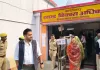 जिलाधिकारी एवं एसपी ने ओबरा व चोपन के मतदान केंद्रों का किया निरीक्षण