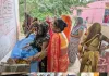 अवैध पत्थर भरे ट्रैक्टर से दबकर महिला की मौत