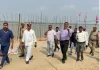 मिर्जापुर: नवरात्र मेले की तैयारियों में लापरवाही पर डीएम सख्त, गंगा घाटों से मलबा हटाने का दिया अल्टीमेटम
