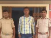 बिहार के गोपालगंज जिले में तीन कांडों में वांछित अभियुक्त संतोष यादव को पुलिस ने दबोचा
