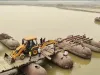 PWD विभाग ने रामगंगा नदी पर कोलाघाट पैंटून पुल का निर्माण कार्य किया शुरू,क्षेत्र वासियों को जल्द मिलेगी राहत
