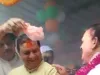 गंगा मेला पर एक मंच पर दिखे भाजपा और कांग्रेस प्रत्याशी