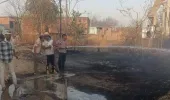 बस्ती जिले में आग लगने से लाखो की संप​त्ति जलकर राख एक की मौत    