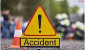 ट्रिपल आईटी चौराहे पर  टैंकर की टक्कर से बाइक सवार गंभीर रूप से घायल