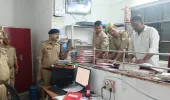 अपर पुलिस अधीक्षक (मुख्यालय) ने किया चोपन थाना का आकस्मिक निरीक्षण,दिये आवश्यक दिशा निर्देश