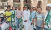 बकरीद से पहले करेली की बदहाल सड़कों  को लेकर AIMIM ने नगर निगम को सौंपा ज्ञापन।।