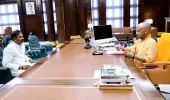 मुख्यमंत्री से मिले महापौर। प्रयागराज के विकास और सौंदर्यीकरण पर की विस्तृत चर्चा।
