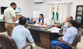 मेडिकल कॉलेज में बेहतर स्वास्थ्य सेवाओं हेतु मैनपावर एवं उपकरणों की उपलब्धता सुनिश्चित करने के निर्देश