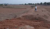 कनहर परियोजना के अधिकारियों  की मनमानी  से किसानों में उबाल, किया उचित मुआवजा की मांग