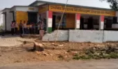 कोन  क्षेत्र में शिक्षा मित्र के भरोसे चल रहा है प्राथमिक विद्यालय गिजिनियादामर्, अध्यापक गायब