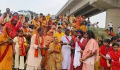 भव्य कलश यात्रा के साथ श्रीमद्भागवत कथा का  शुभारंभ
