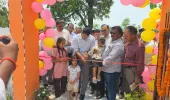 वीएचएसएनडी सत्र का डीएम ने किया निरीक्षण, कुपोषण और टीकाकरण की प्रगति परखी