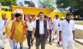 जिलाधिकारी ने गोठानी शिव मंदिर में की पूजा-अर्चना, पर्यटन विकास कार्यों का किया निरीक्षण