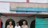 हंडिया पुलिस ने सात वर्ष पुराने मामले में वारंटी अभियुक्त को किया गिरफ्तार।