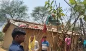 संदिग्ध परिस्थिति में लटका मिला युवक का शव, परिजनों में मचा कोहराम