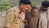 चोपन पुलिस  व एसओजी की संयुक्त टीम द्वारा पुलिस मुठभेड़ में मादक पदार्थ तस्कर गिरफ्तार, 58.75 लाख रुपये मूल्य के मादक पदार्थ, वाहन एवं अवैध असलहा बरामद