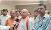 समर्थकों संग पैदल मार्च निकालकर भाजपा नेता चन्द्रमणि पाण्डेय ने मुख्यमंत्री को संबोधित ज्ञापन उपजिलाधिकारी हर्रैया को सौंपा
