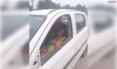 ड्यूटी से लौट रहीं चिकित्सक डॉ. मधु जायसवाल सड़क हादसे में घायल, साथी डॉक्टर भी जख्मी।