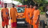 बीजपुर से कांवड़ियों का जत्था बाबा भोलेनाथ के जयकारों के साथ रवाना