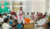 सिद्धार्थनगर :  गोरखपुर-फैजाबाद खंड शिक्षक चुनाव को लेकर सपा की हुई बैठक