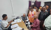 जमीन रजिस्ट्री में देरी की शिकायत पर बरही विधायक मनोज कुमार यादव पहुंचे अवर निबंधन कार्यालय