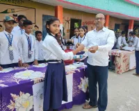 गोपालगंज(बिहार) जिले के स्कूलों में बैगलेस डे पर छात्र-छात्राओं ने दिखाई अपनी प्रतिभा।