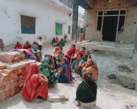 बीएससी की छात्रा का संदिग्ध परिस्थितियों में गांव किनारे मिला शव