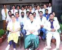 राजधानी लखनऊ के श्री के०एल० शास्त्री नर्सिंग स्मारक कॉलेज ने पचास हजार सुविधा शुल्क न देने पर छात्रों को परीक्षा न दिलाने का गंभीर आरोप 