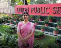 Success Story: बिना हार माने 6 बार में हासिल की सफलता, दो बार UPSC क्रैक कर बनी IAS अफसर 