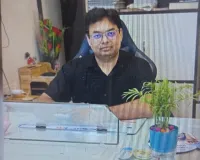 गरीबो के मसीहा बन कर उभर रहे, डाक्टर कौशल किशोर वर्मा