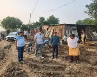 बलिया सीडीओ ने अधिकारियों संग किया स्नान घाट का निरीक्षण: कार्तिक पूर्णिमा स्नान की तैयारियों का जायजा लिया