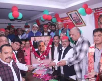 समाजवादियों ने कानपुर में मुलायम सिंह यादव की 85वी जयंती मनाई 