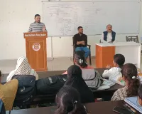 ग्रामीण अंचल के विद्यार्थी भी अपने कौशल से उपलब्धियां को प्राप्त कर सकते हैं - प्रोफ़ेसर दीपक बाबू