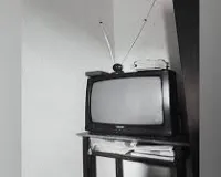 टेलीविज़न: जो जोड़ता, दिखाता और दिशा देता रहा